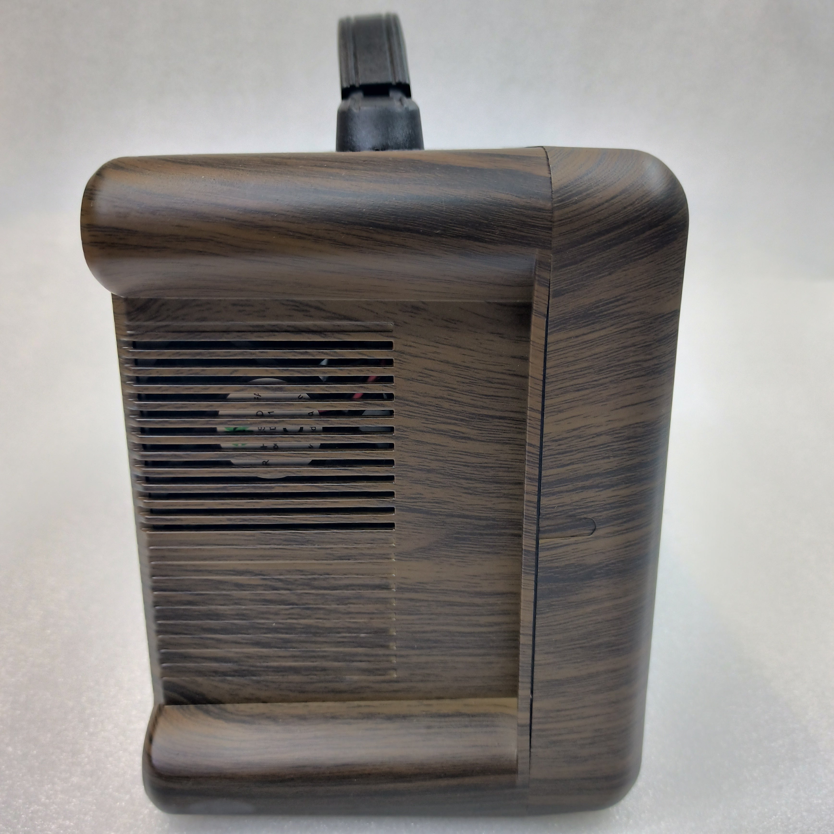 Sun Harbour | 300W LiFePO4 Portable Power Station | Wood Grain & Black Options | Lightweight Power Bank - Sun Harbour Energy GF-E300